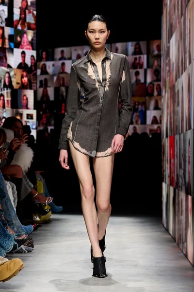 Look 1